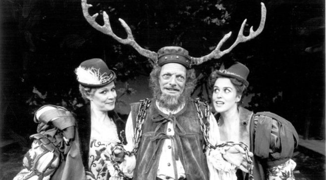Genre merrywives 1983